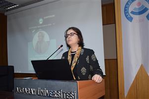 TRT Eski Spikeri Mehpare Çelik, İletişim Fakültesi Öğrencileriyle Buluştu