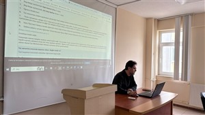 ASÜ İletişim Fakültesinde lisansüstü öğrencilerine uyum eğitimi verildi