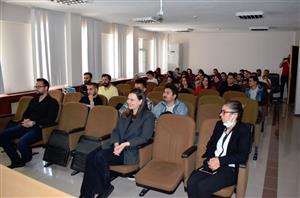 Harun Kılıç: Sosyal medya insanları gerçek hayattan koparır