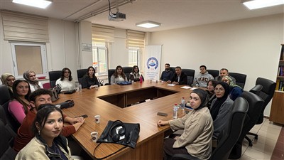 ASÜ İletişim Fakültesinde yönetici-öğrenci buluşması gerçekleştirildi